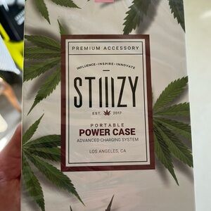STIIIZY Portable Power Case